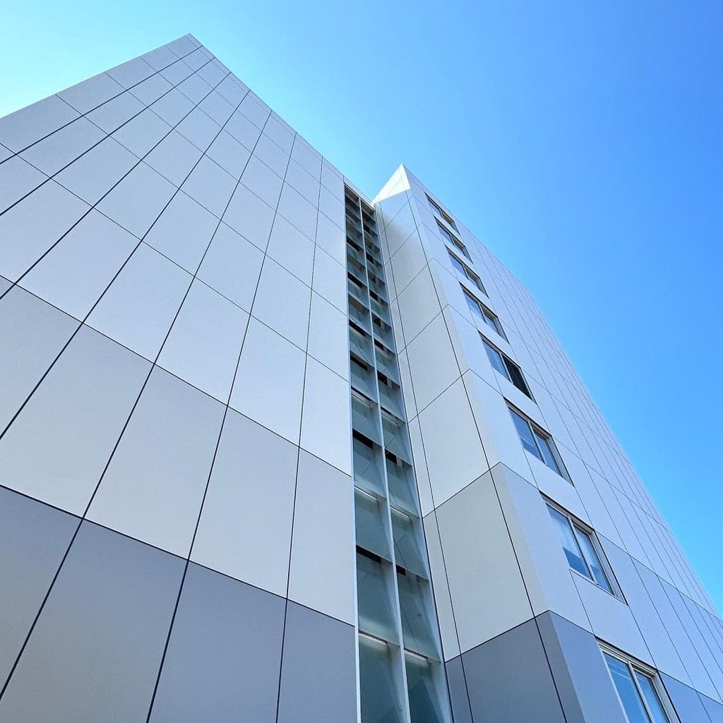 ALPOLIC™ NC/A1 | Network Architectural Products