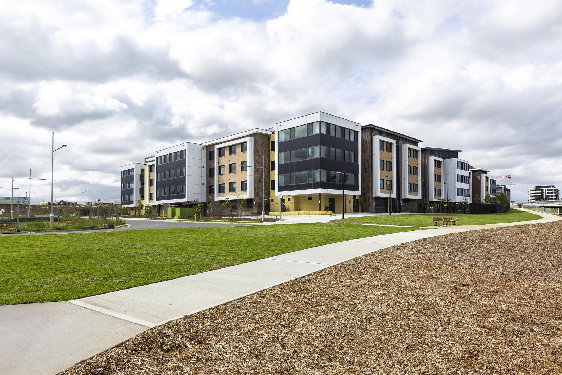 Wide view of Oran Park House featuring ALPOLIC™ NC/A1 façade cladding across the aged care complex