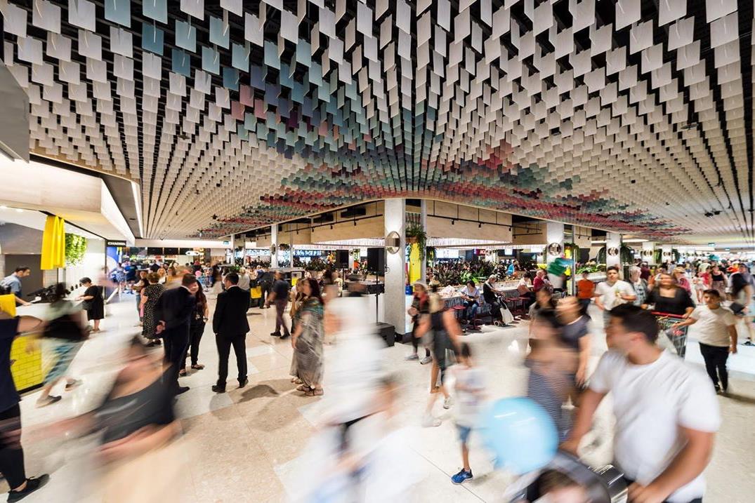 durlum’s LIVA open cell louvre metal ceiling system in a range of bespoke finishes for the Castle Towers Shopping Centre